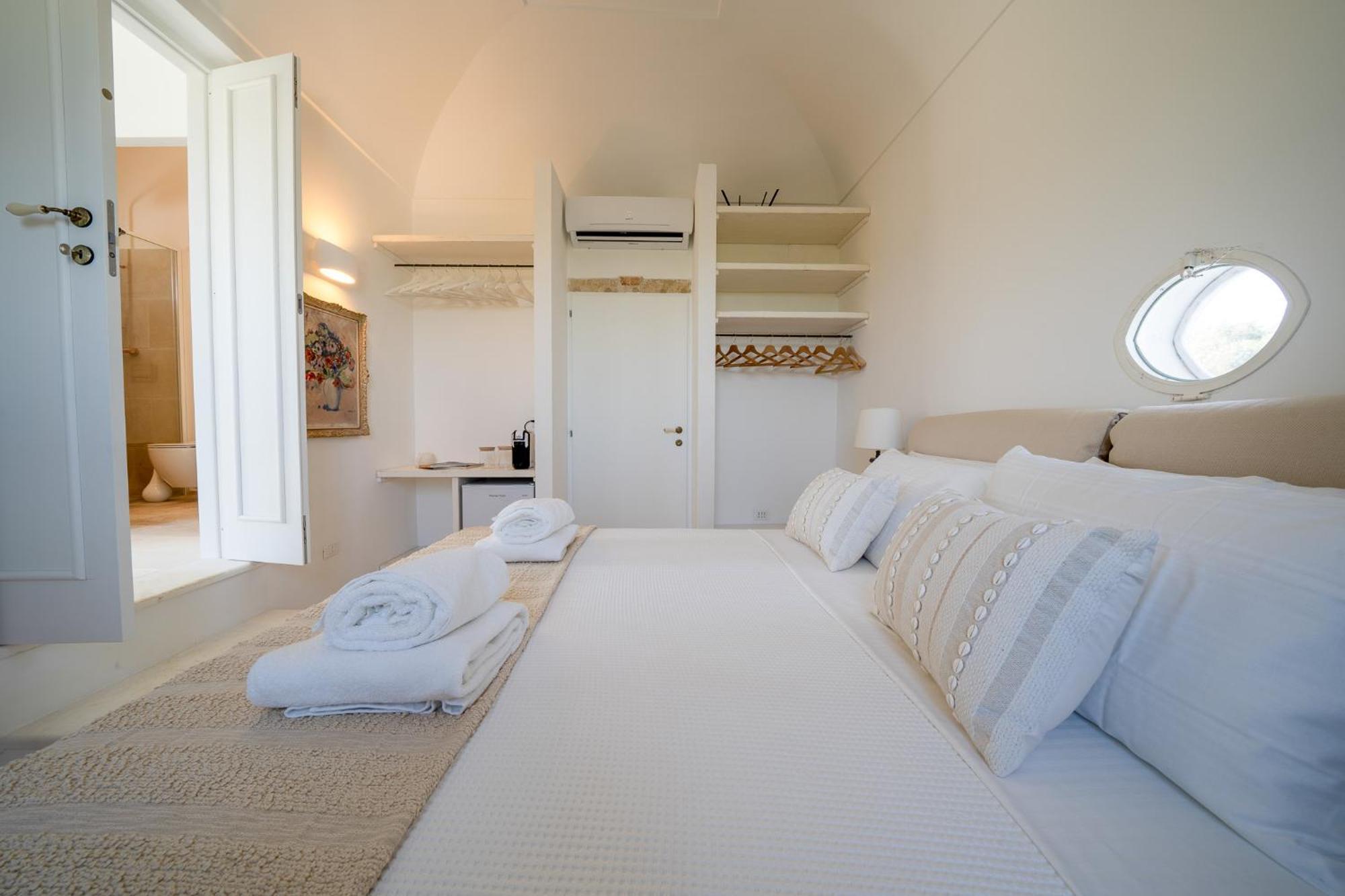Masseria Artemisia Vista Mare ออสตูนี ภายนอก รูปภาพ
